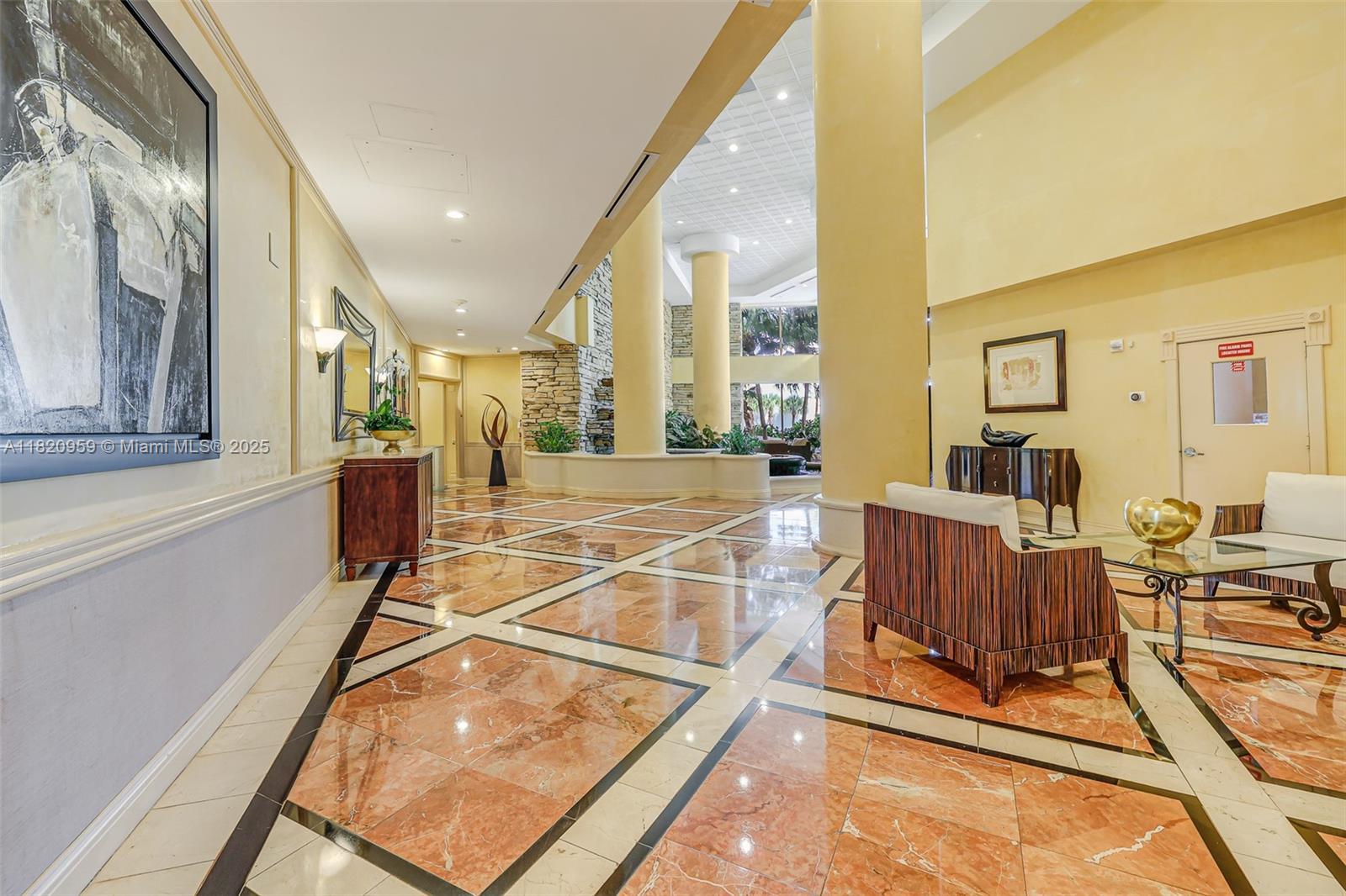 20281 E Country Club Dr #1412, Aventura FL 33180