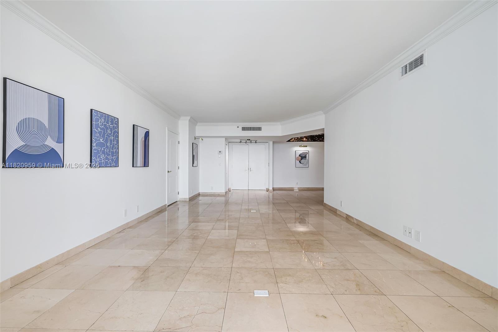 20281 E Country Club Dr #1412, Aventura FL 33180