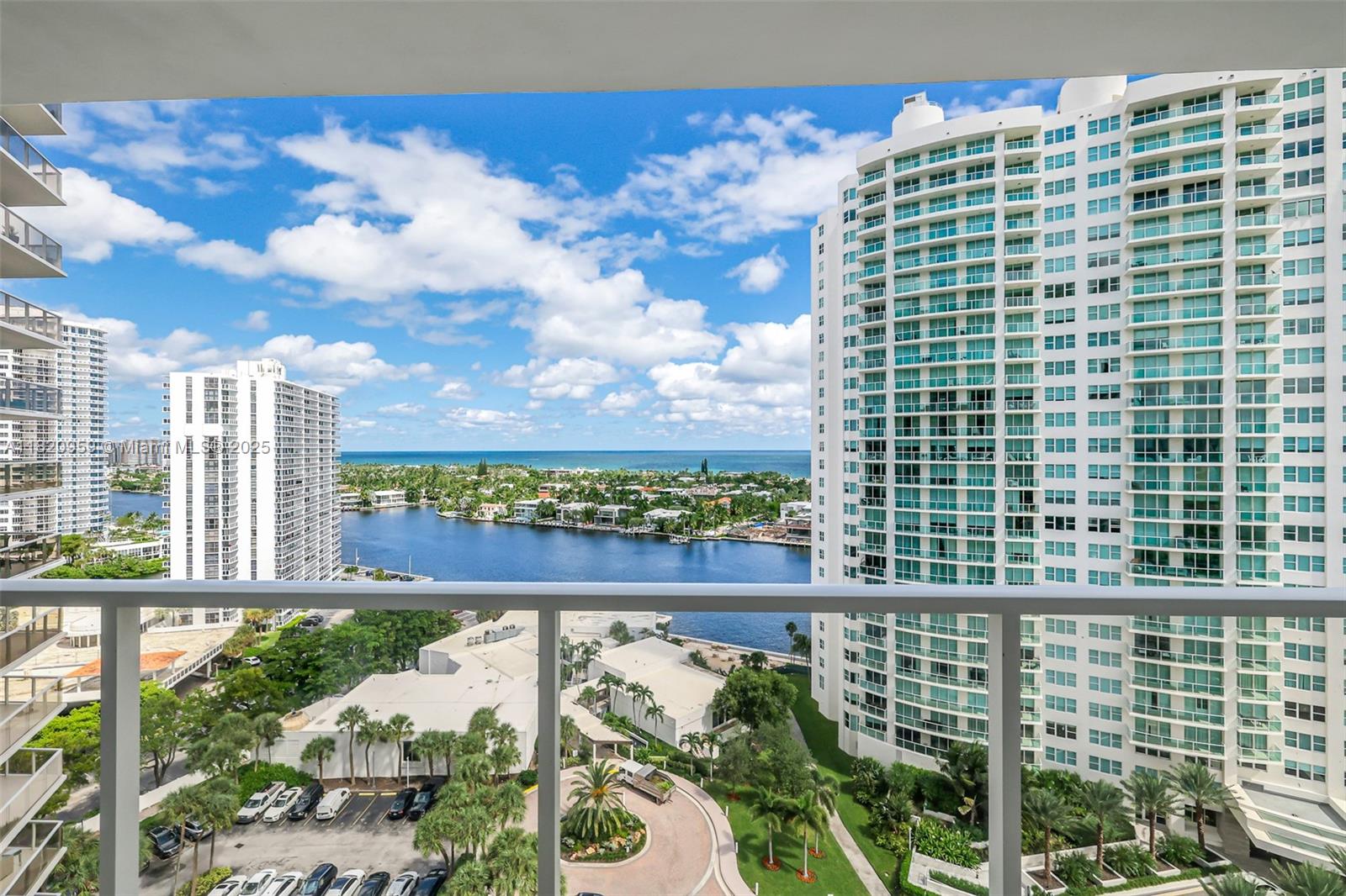 20281 E Country Club Dr #1412, Aventura FL 33180