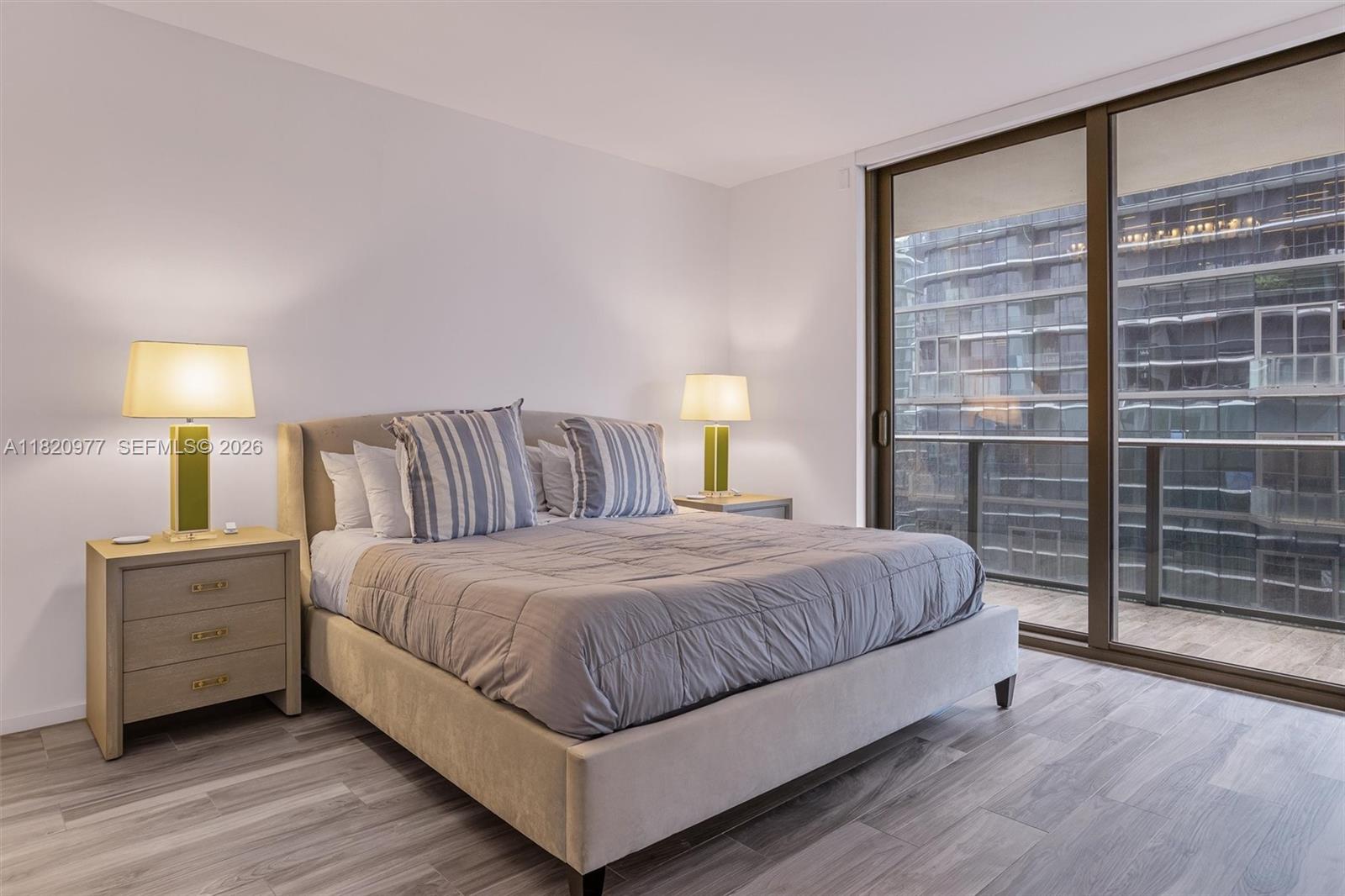 801 S Miami Ave #4205, Miami FL 33130