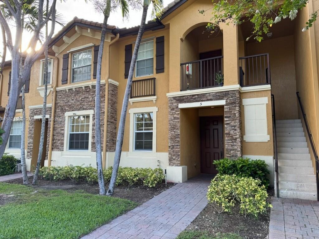 9267 SW 227th St #5-8, Cutler Bay FL 33190