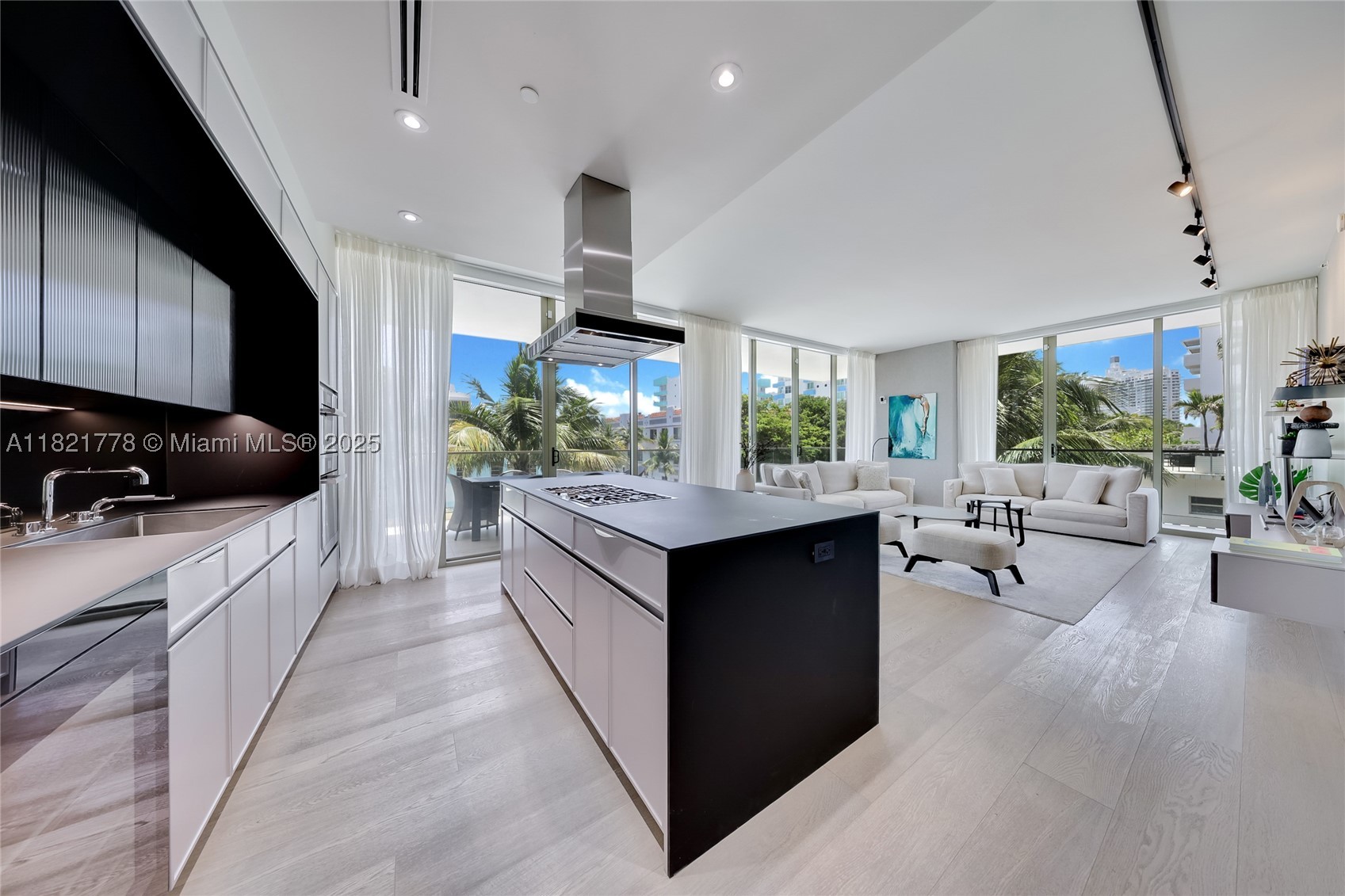 300 Collins Ave #3D, Miami Beach FL 33139