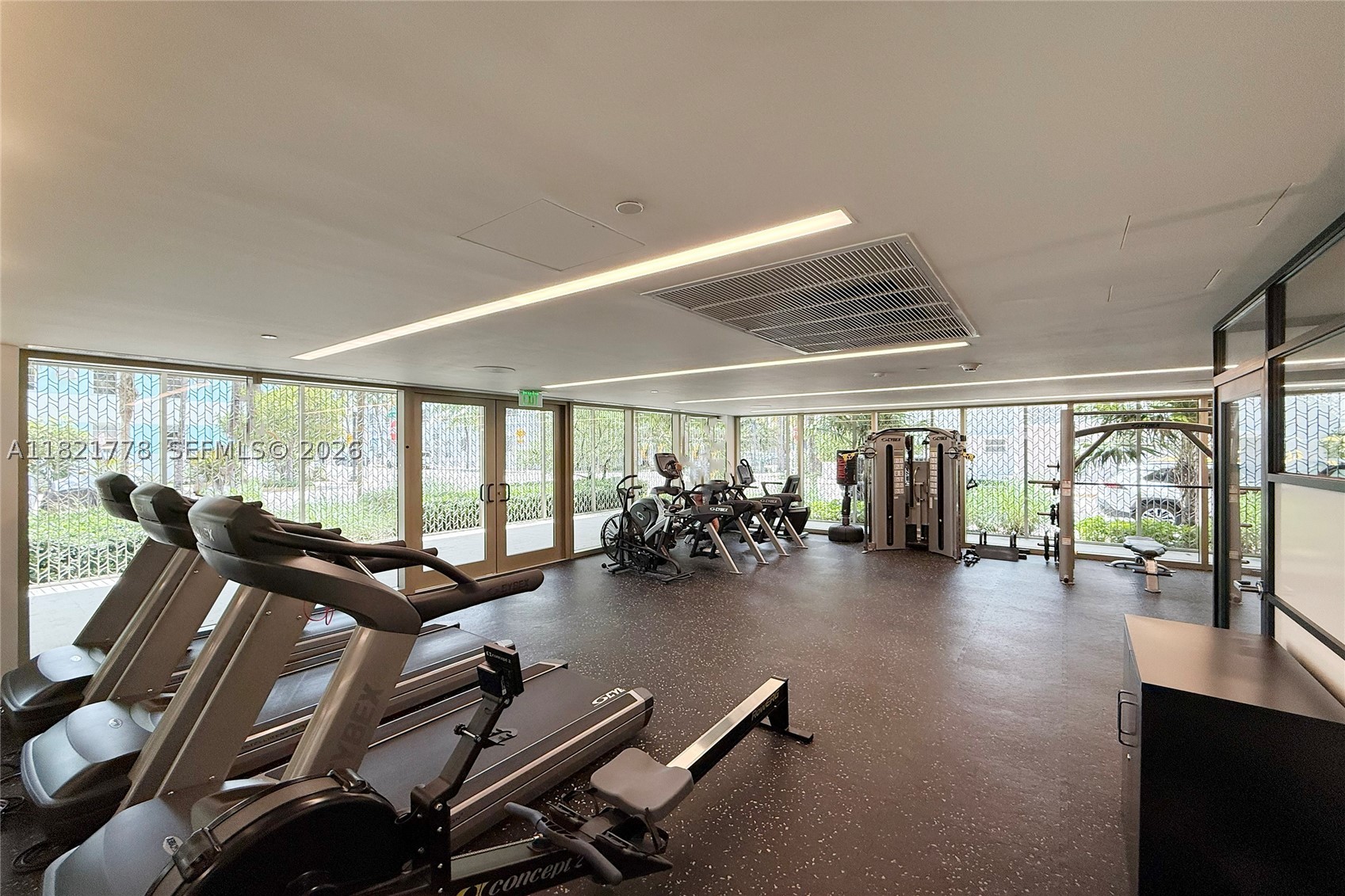 300 Collins Ave #3D, Miami Beach FL 33139