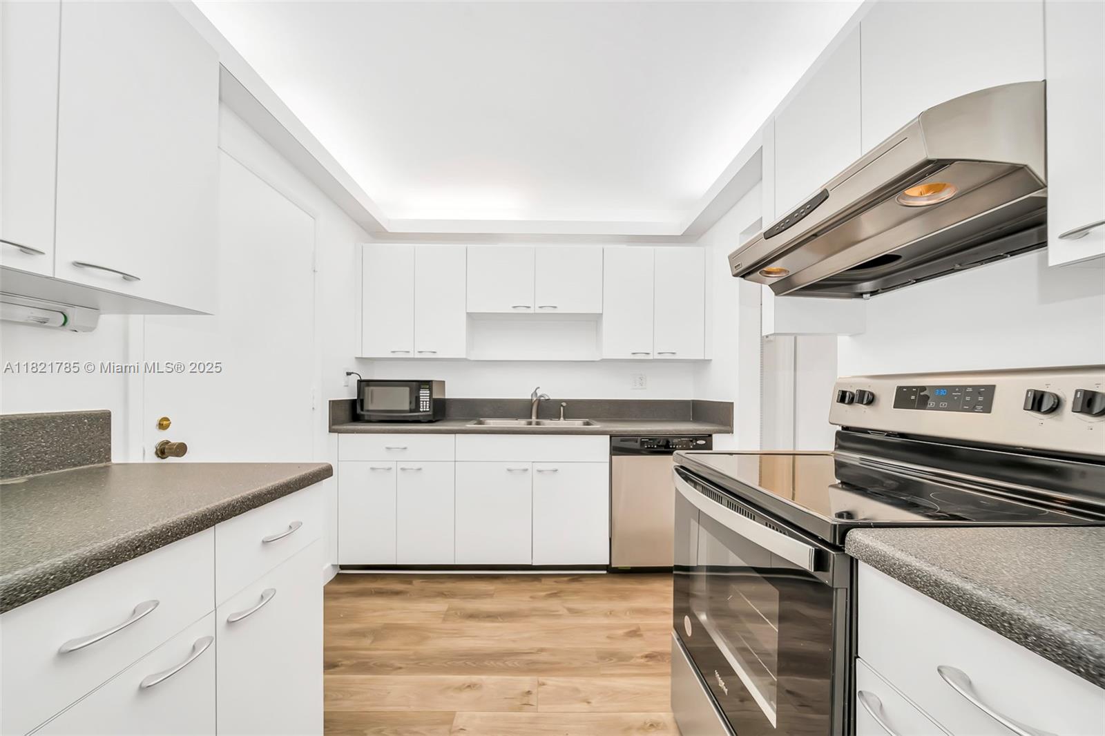 8335 SW 72nd Ave #315D, Miami FL 33143