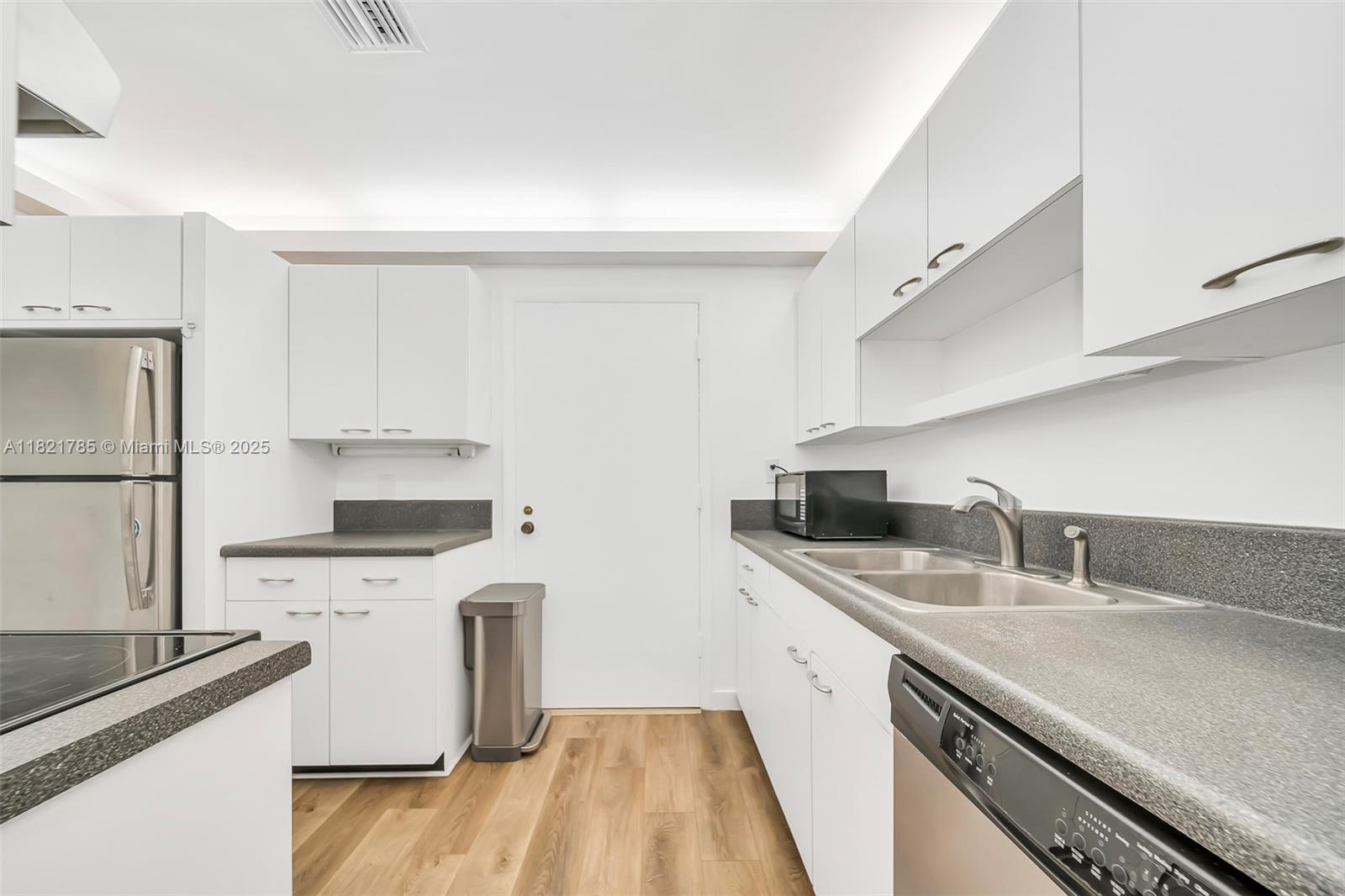 8335 SW 72nd Ave #315D, Miami FL 33143