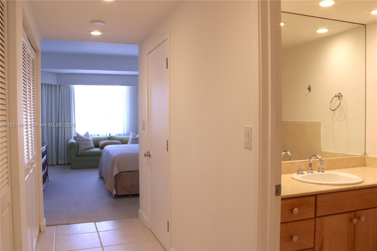 201 Crandon Blvd #439, Key Biscayne FL 33149