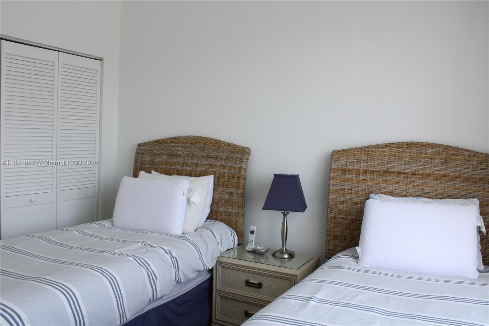 201 Crandon Blvd #439, Key Biscayne FL 33149
