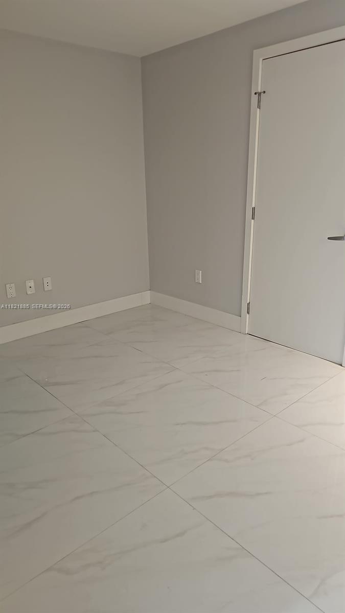 16385 Biscayne Blvd #902, North Miami Beach FL 33160