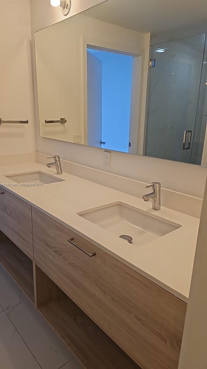 16385 Biscayne Blvd #902, North Miami Beach FL 33160