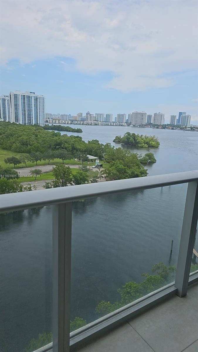 16385 Biscayne Blvd #902, North Miami Beach FL 33160