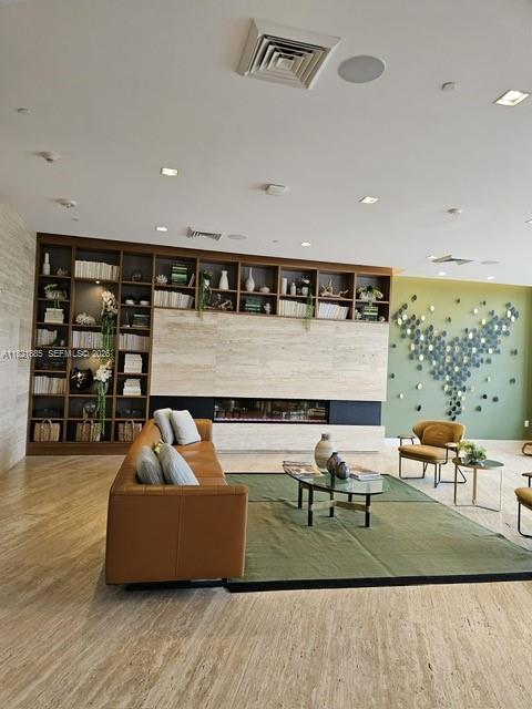 16385 Biscayne Blvd #902, North Miami Beach FL 33160