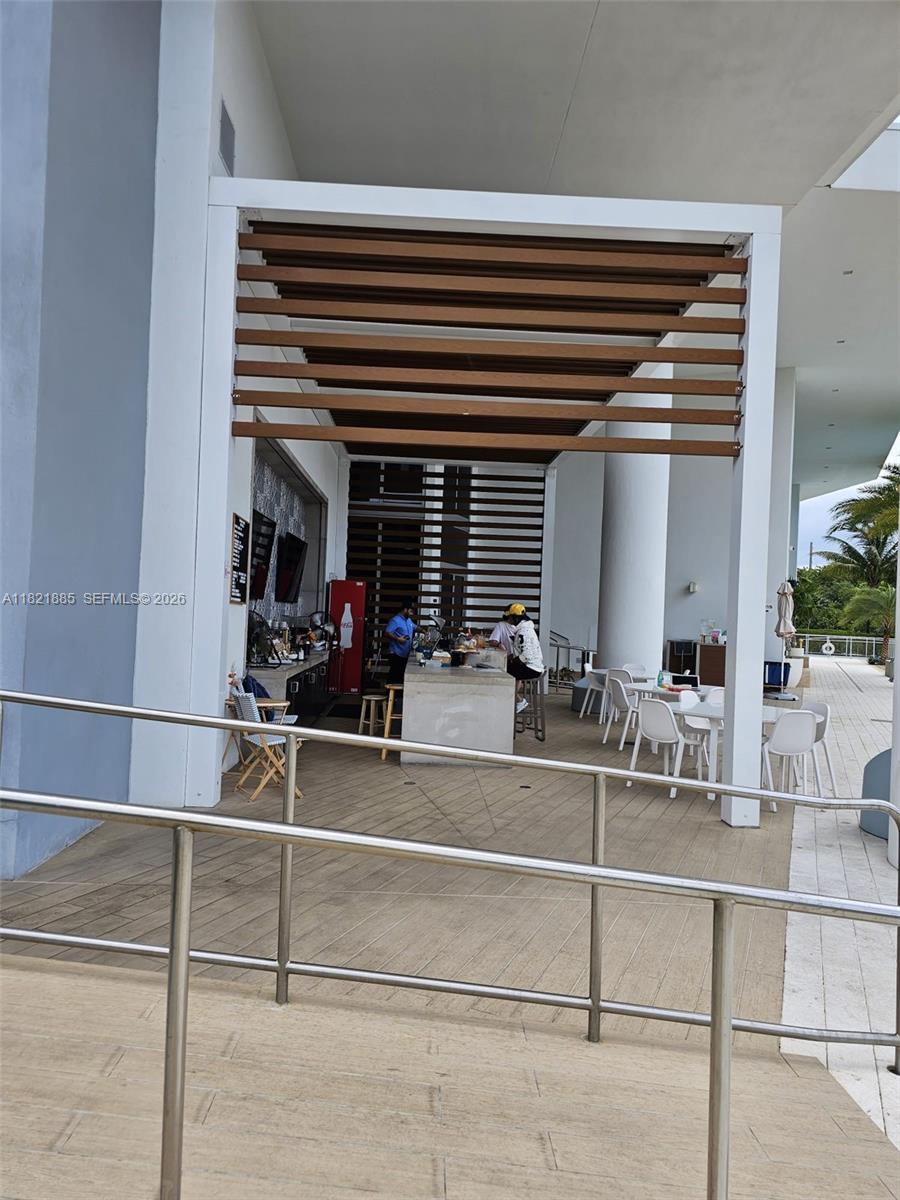 16385 Biscayne Blvd #902, North Miami Beach FL 33160