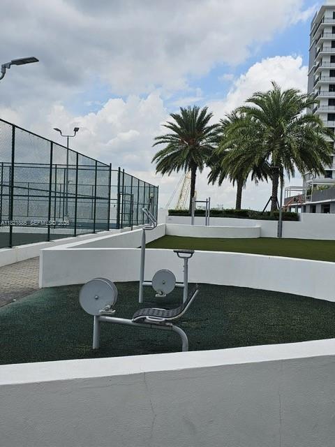16385 Biscayne Blvd #902, North Miami Beach FL 33160