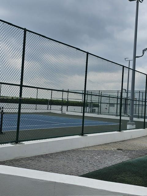 16385 Biscayne Blvd #902, North Miami Beach FL 33160