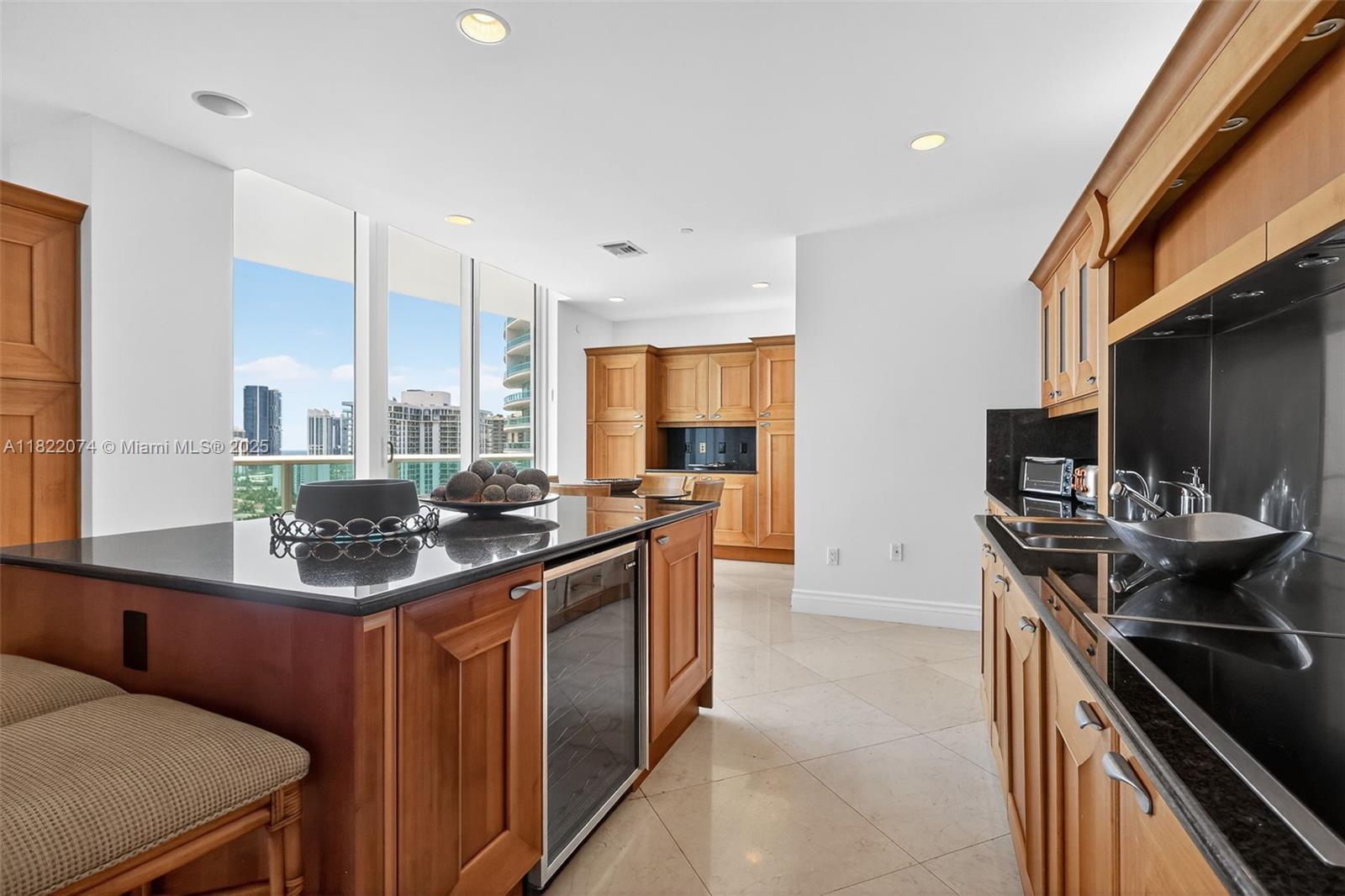 20155 NE 38th Ct #2201, Aventura FL 33180