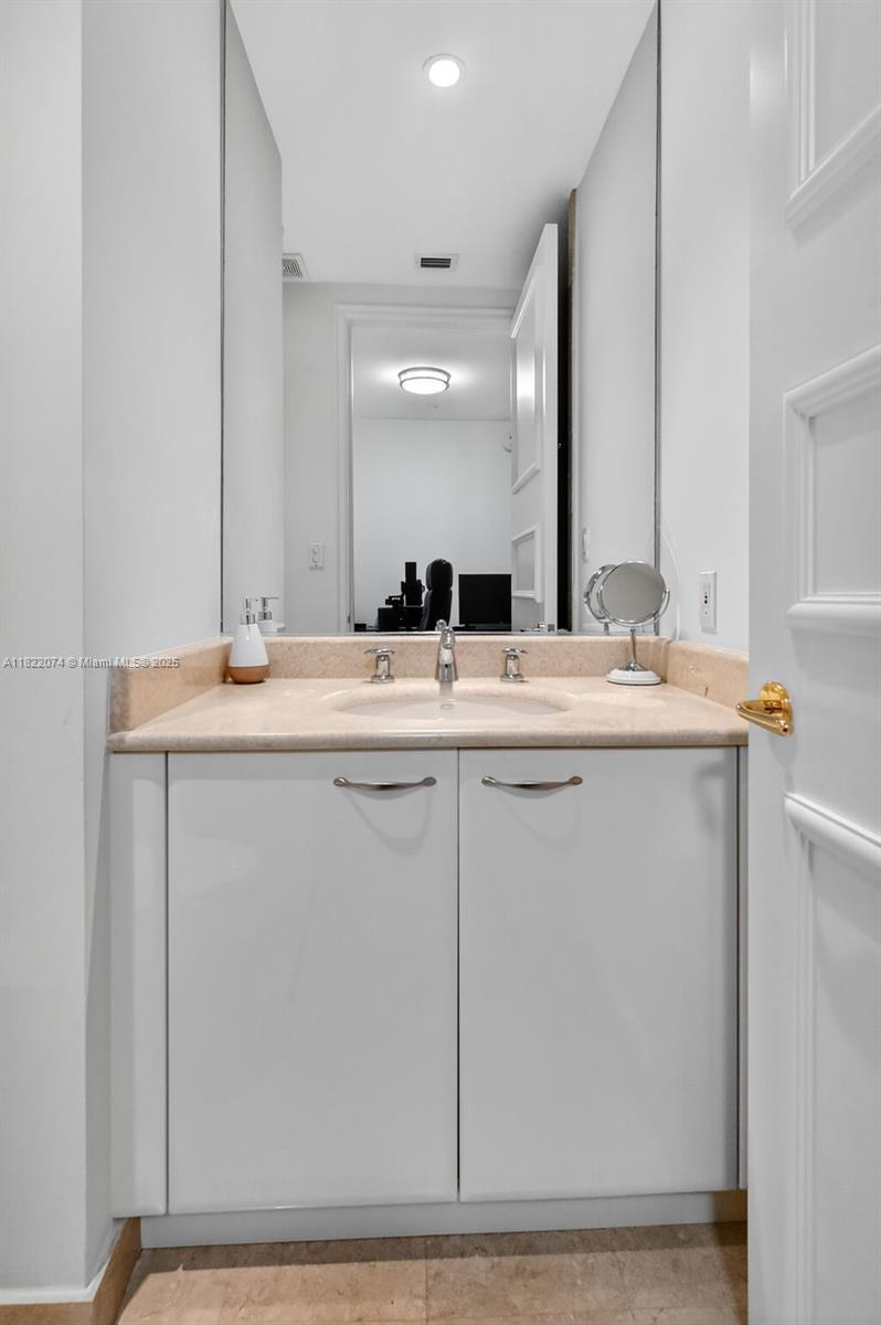 20155 NE 38th Ct #2201, Aventura FL 33180