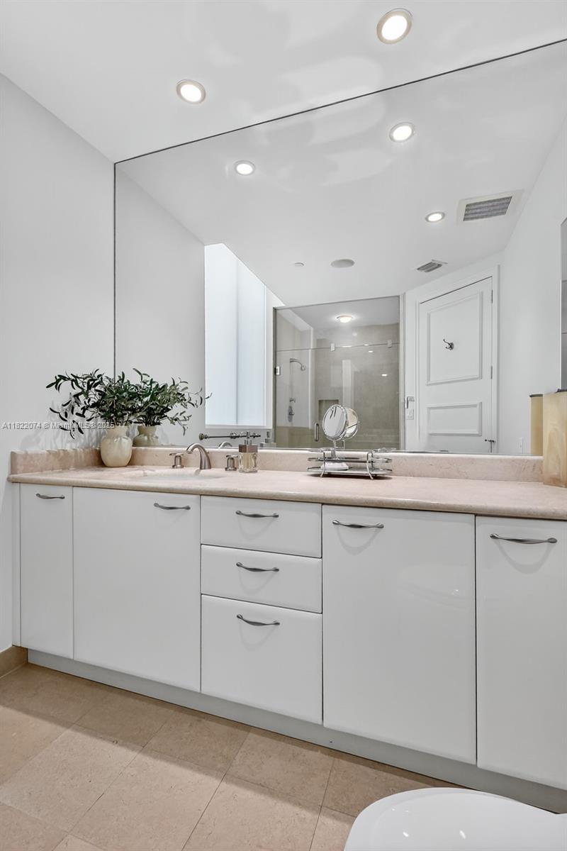 20155 NE 38th Ct #2201, Aventura FL 33180