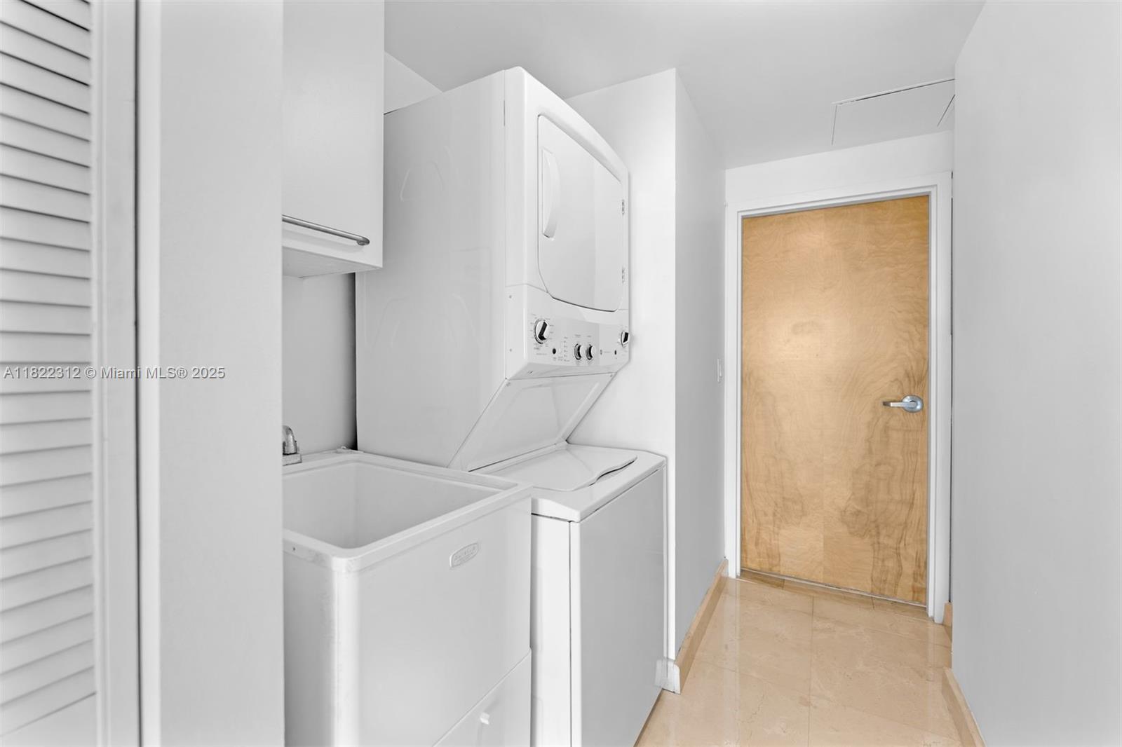 19400 Turnberry Way #1221, Aventura FL 33180