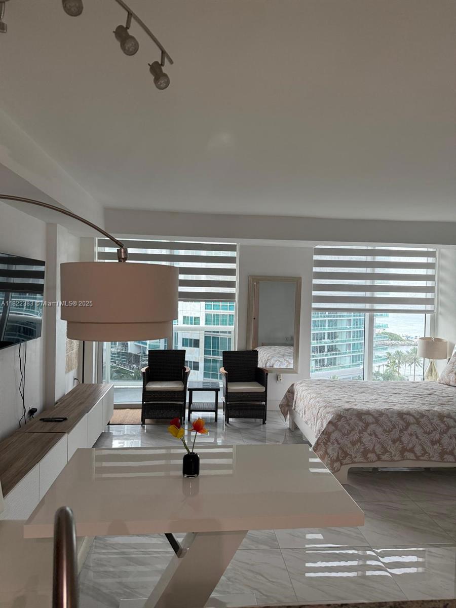 10275 Collins Ave #1004, Bal Harbour FL 33154