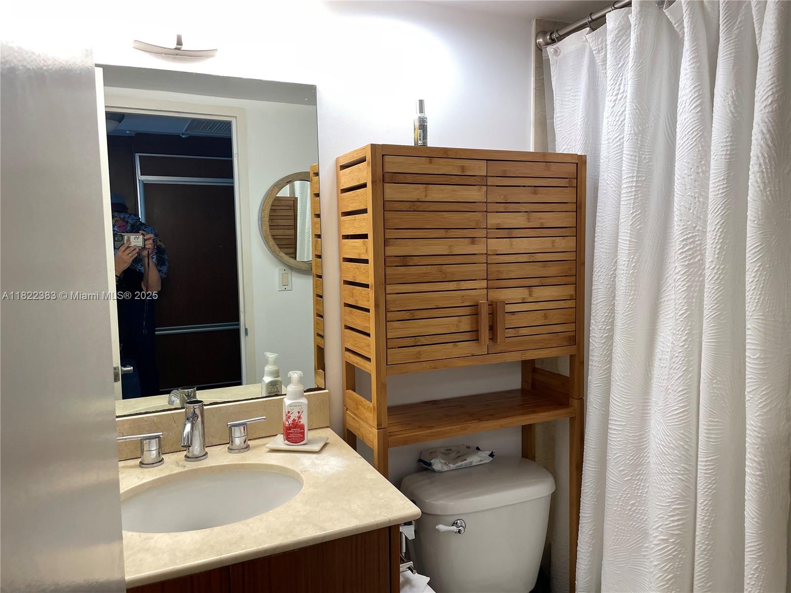 10275 Collins Ave #1004, Bal Harbour FL 33154