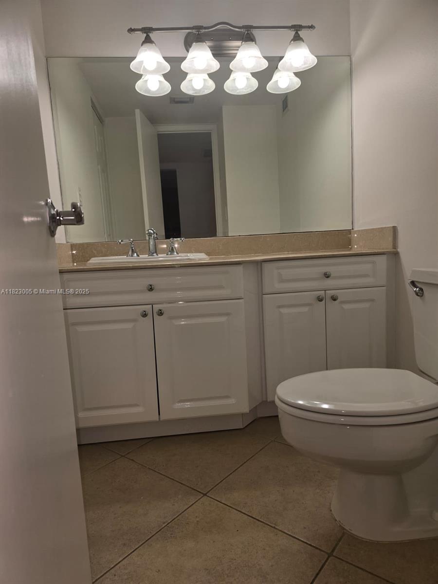 Miami FL 33129 - A11823005