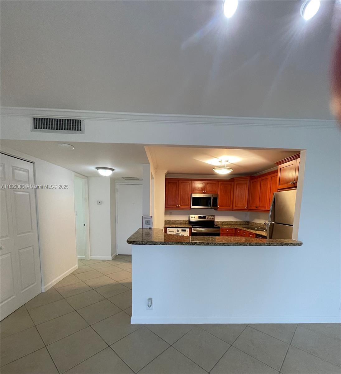 Miami FL 33129 - A11823005