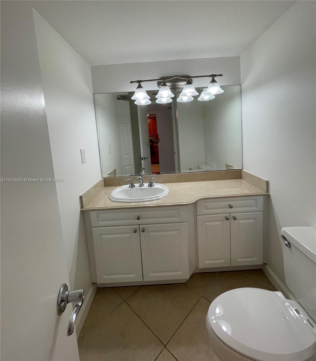 Miami FL 33129 - A11823005