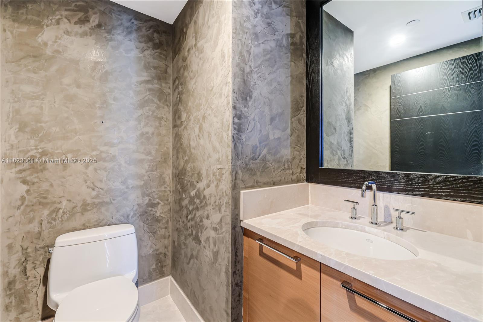 17001 Collins Ave #2508, Sunny Isles Beach FL 33160