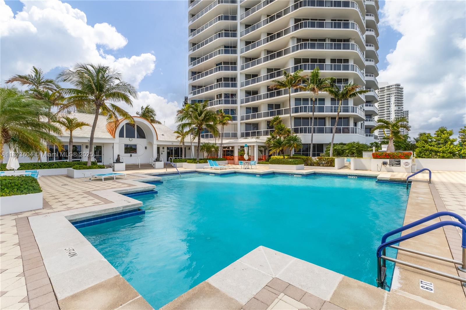 3802 NE 207th St #601, Aventura FL 33180