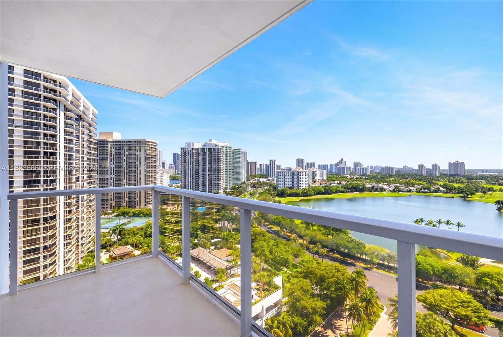 3731 N Country Club Dr #2023, Aventura FL 33180