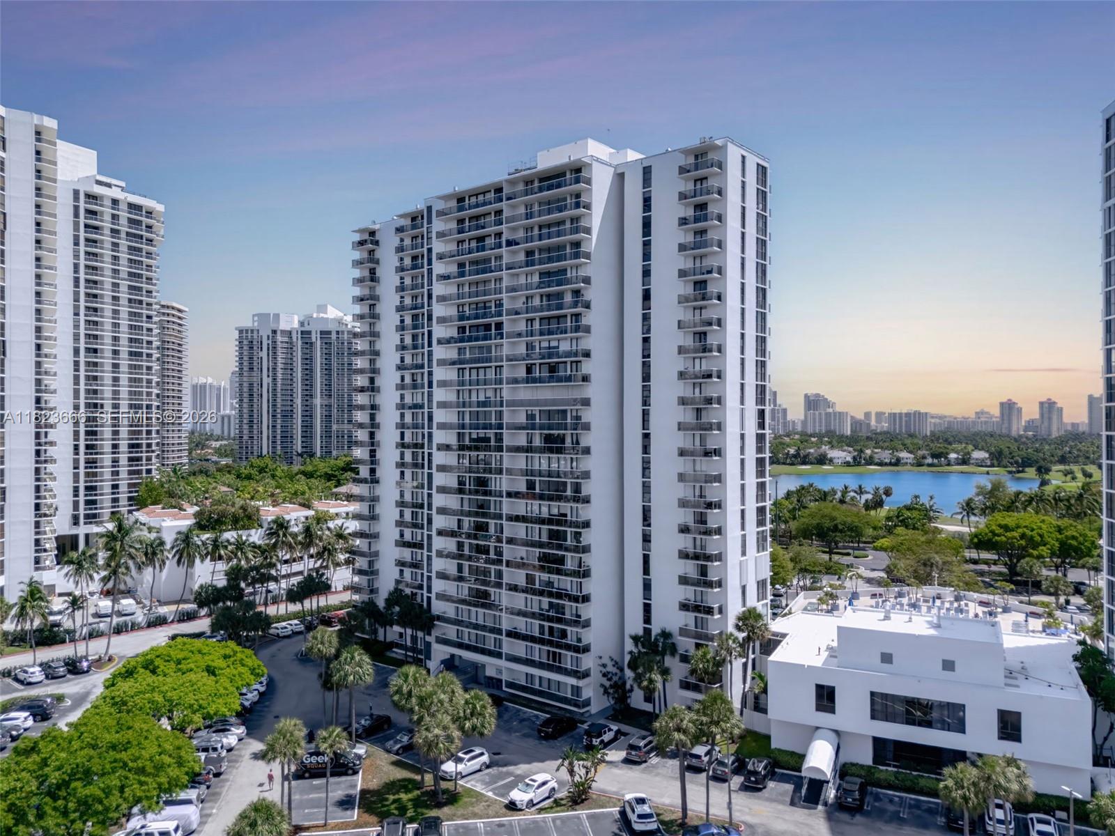3731 N Country Club Dr #2023, Aventura FL 33180