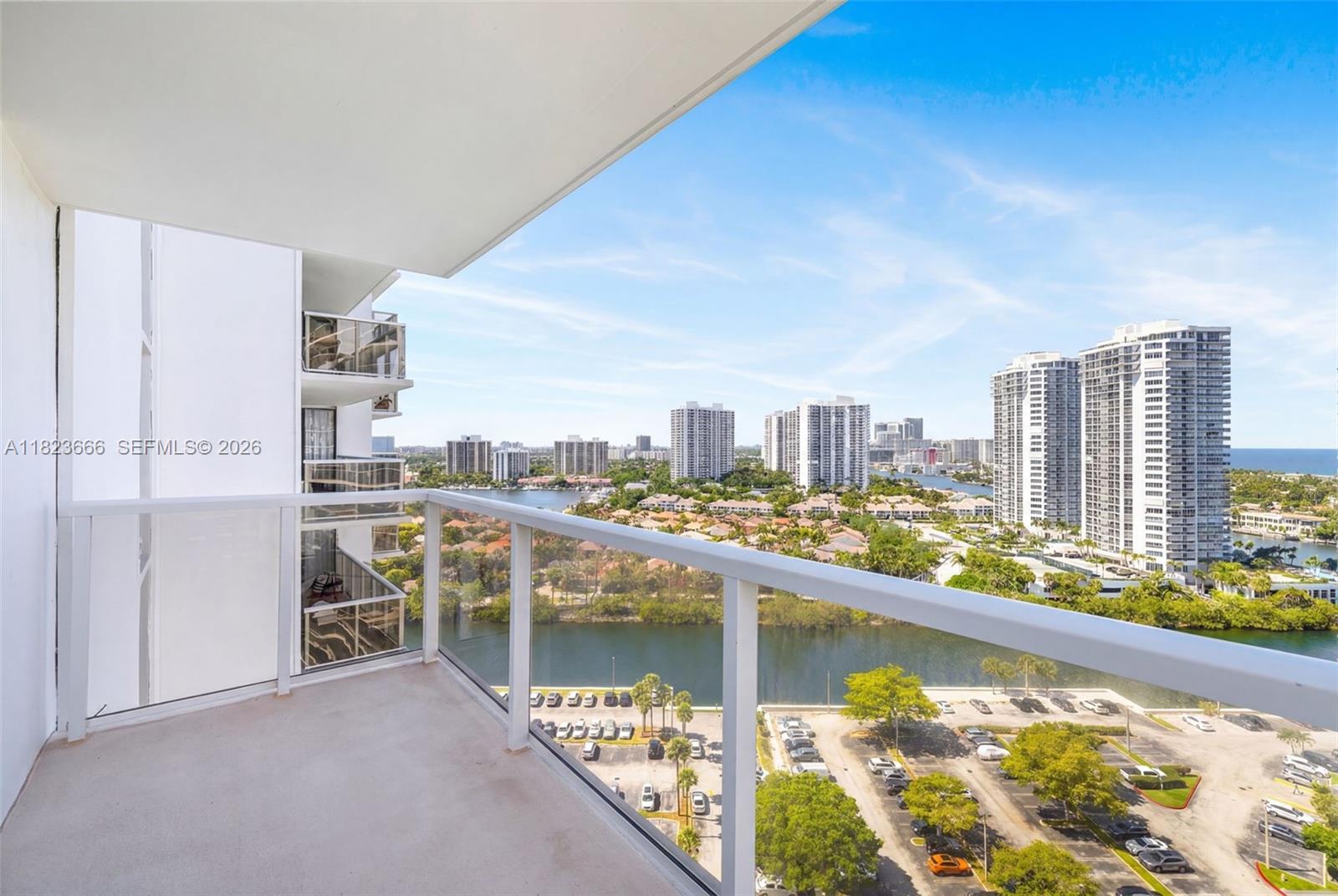 3731 N Country Club Dr #2023, Aventura FL 33180