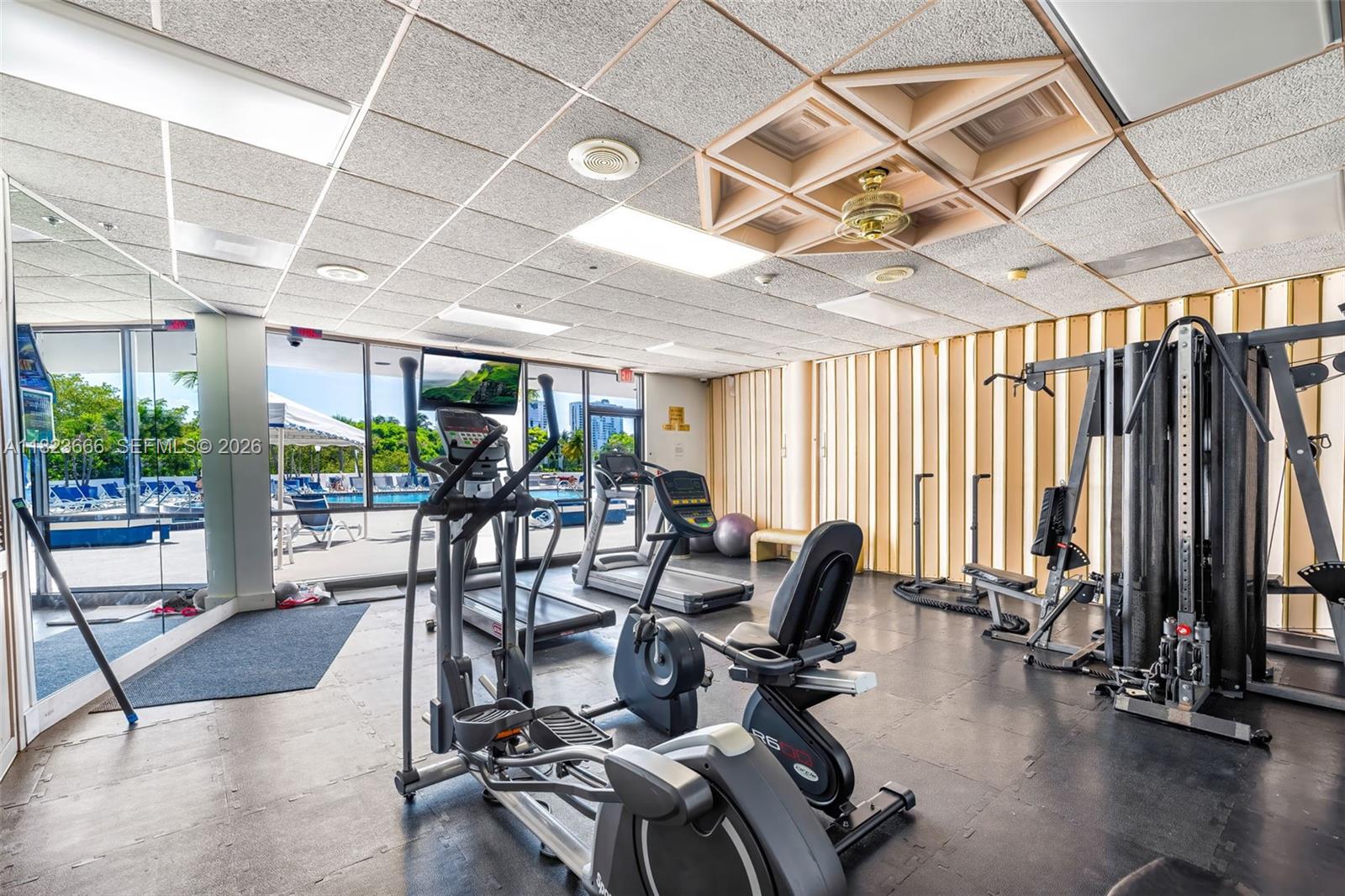 3731 N Country Club Dr #2023, Aventura FL 33180