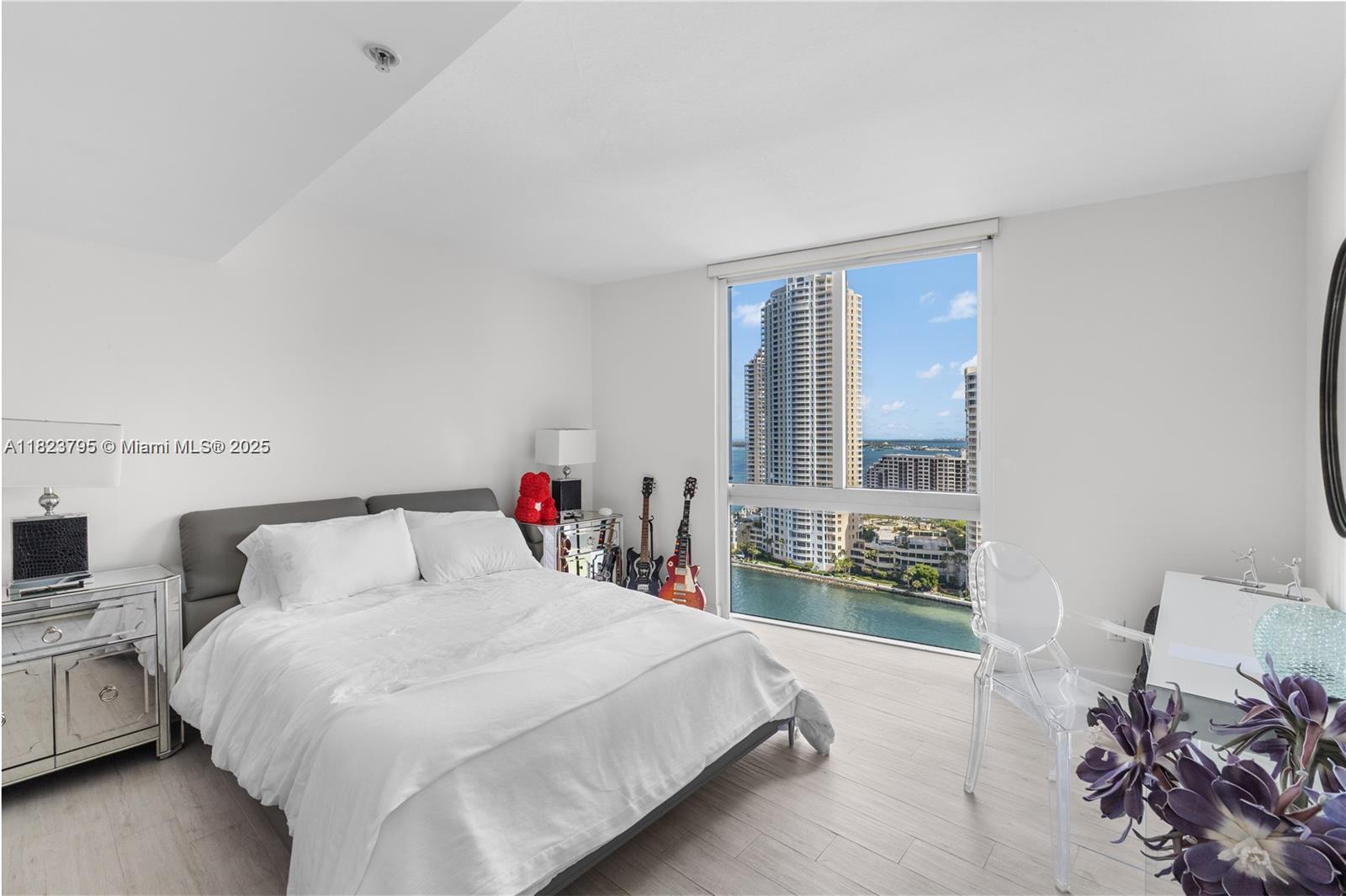 335 S Biscayne #2309, Miami FL 33131