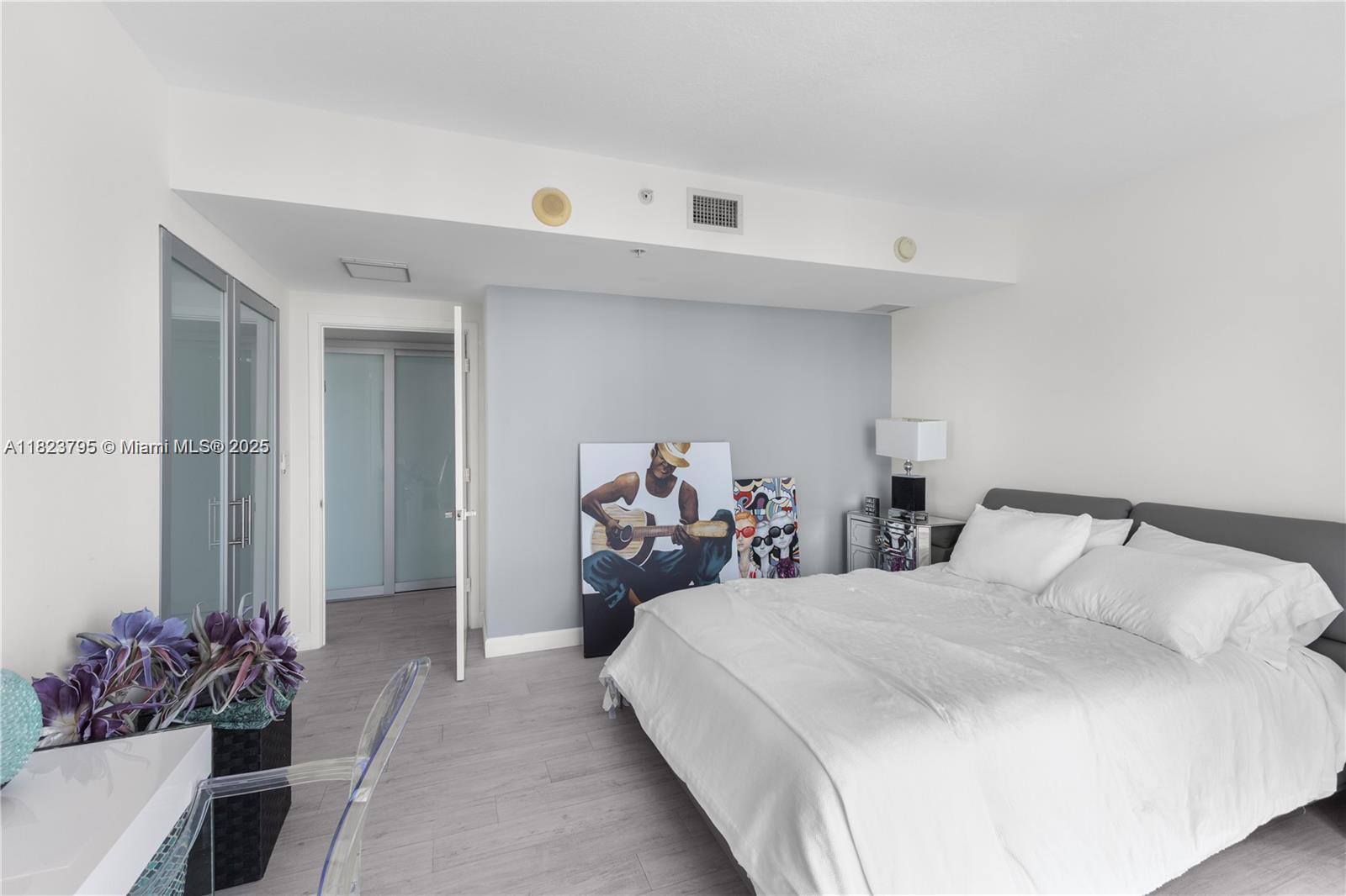335 S Biscayne #2309, Miami FL 33131