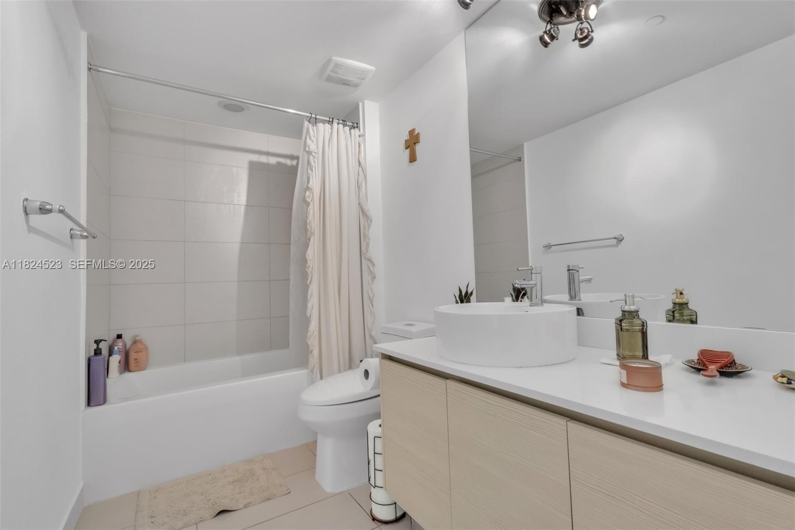 4250 Biscayne Blvd #1217, Miami FL 33137