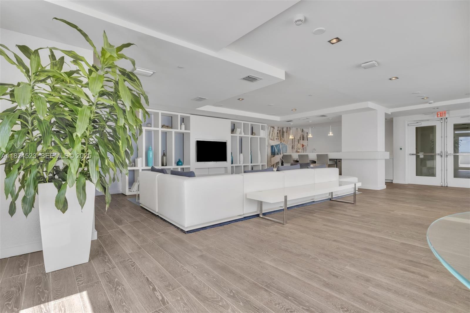 4250 Biscayne Blvd #1217, Miami FL 33137