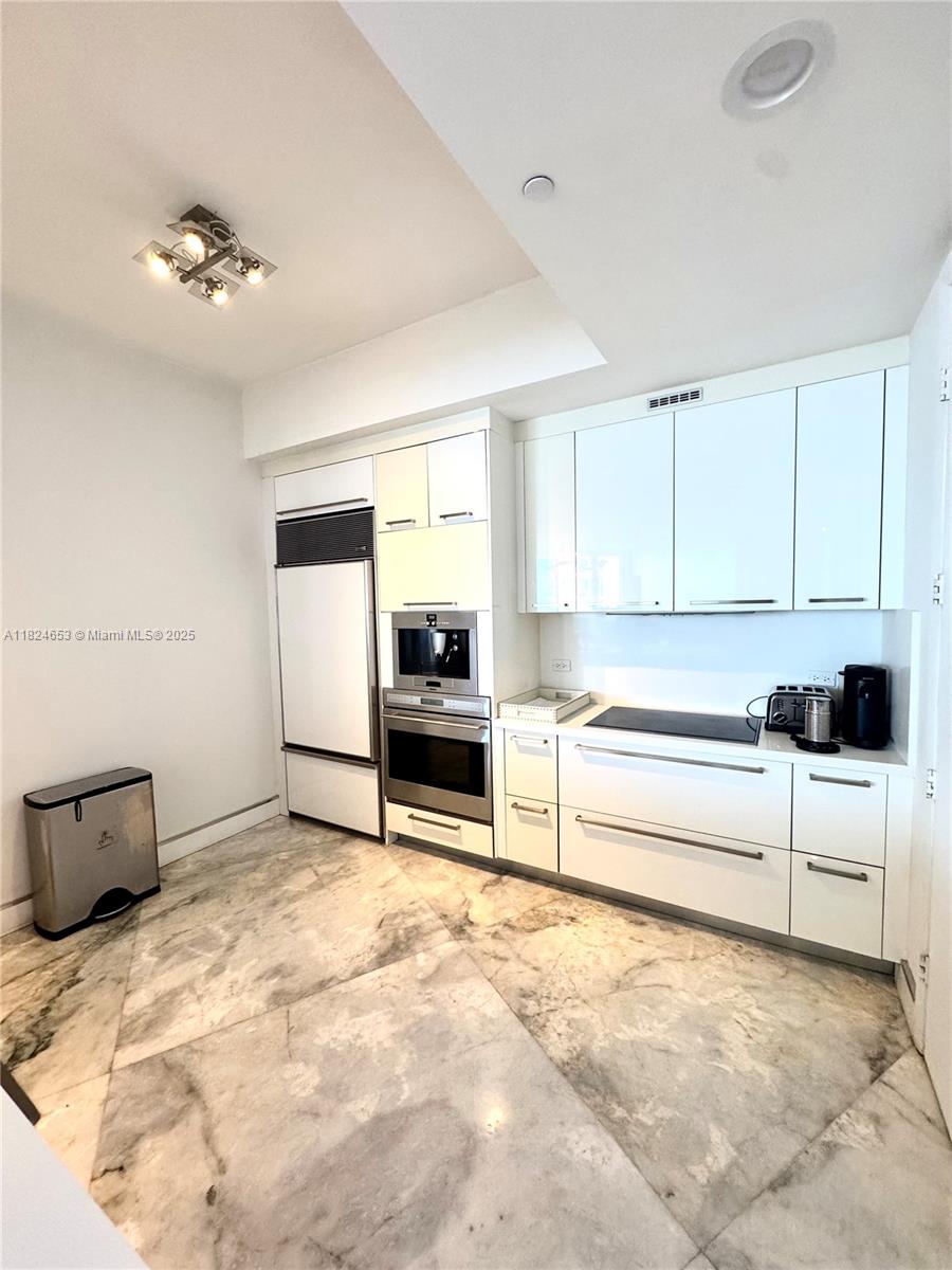 16001 Collins Ave #2403, Sunny Isles Beach FL 33160