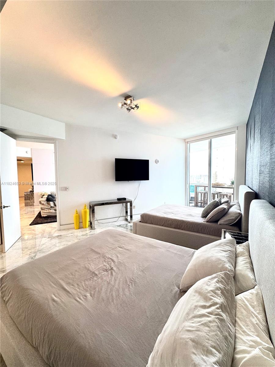 16001 Collins Ave #2403, Sunny Isles Beach FL 33160