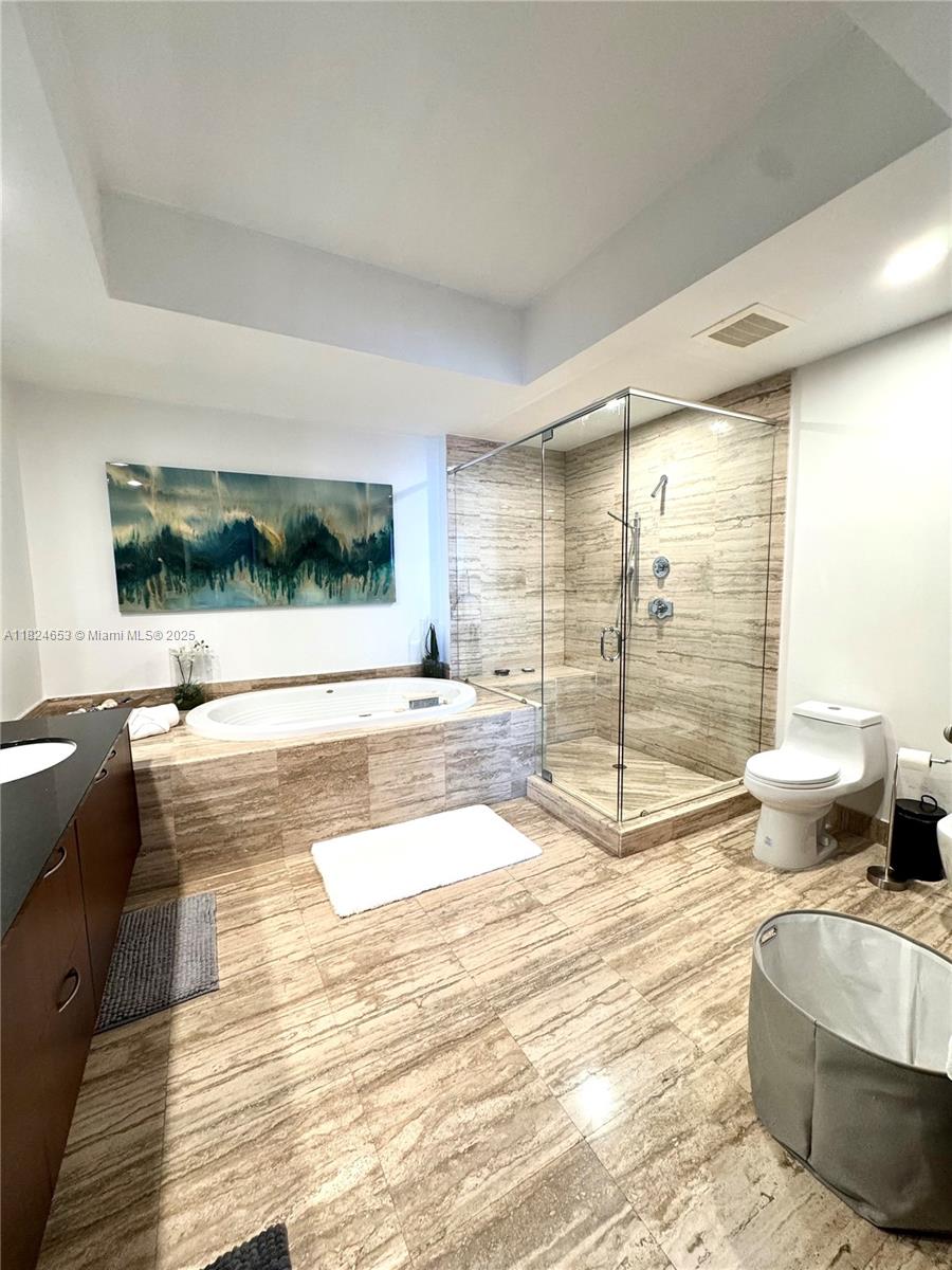 16001 Collins Ave #2403, Sunny Isles Beach FL 33160