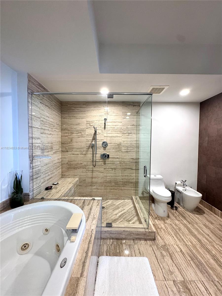 16001 Collins Ave #2403, Sunny Isles Beach FL 33160