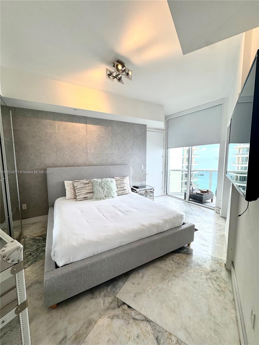 16001 Collins Ave #2403, Sunny Isles Beach FL 33160