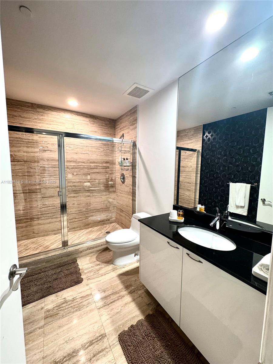 16001 Collins Ave #2403, Sunny Isles Beach FL 33160
