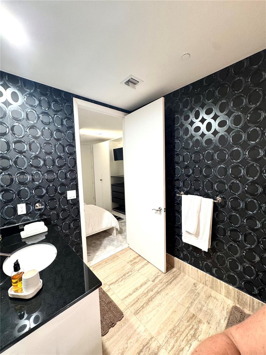 16001 Collins Ave #2403, Sunny Isles Beach FL 33160