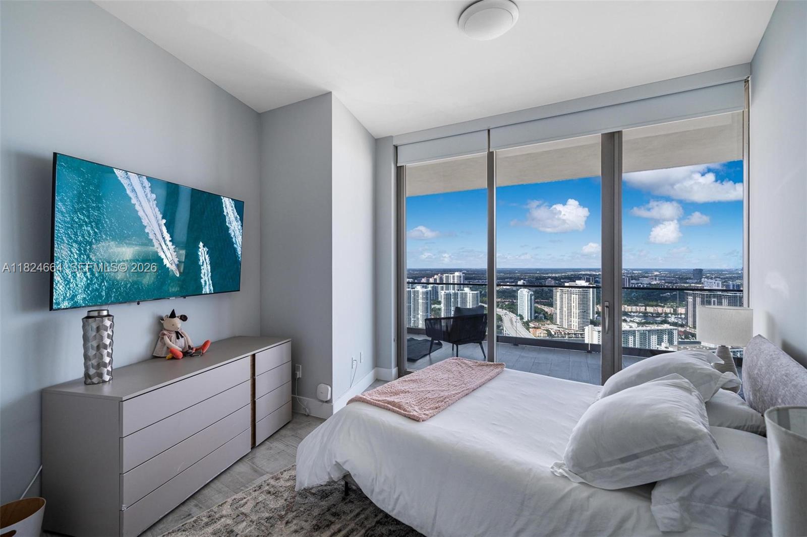 18975 Collins Ave #3905, Sunny Isles Beach FL 33160
