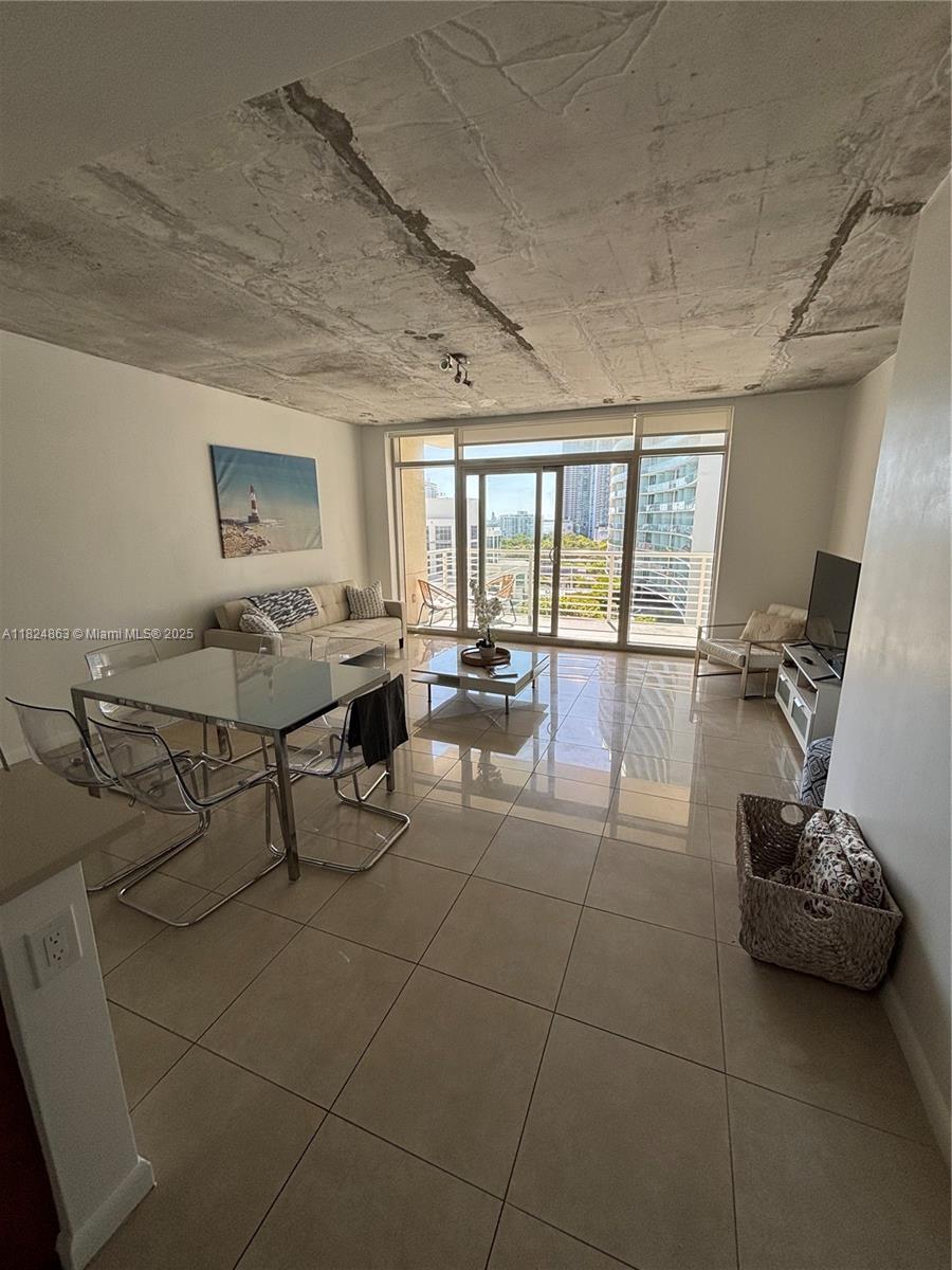 3250 NE 1st Ave #918, Miami FL 33137