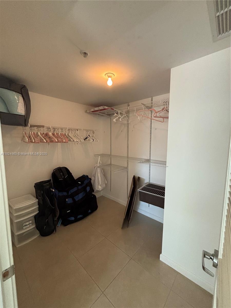 3250 NE 1st Ave #918, Miami FL 33137