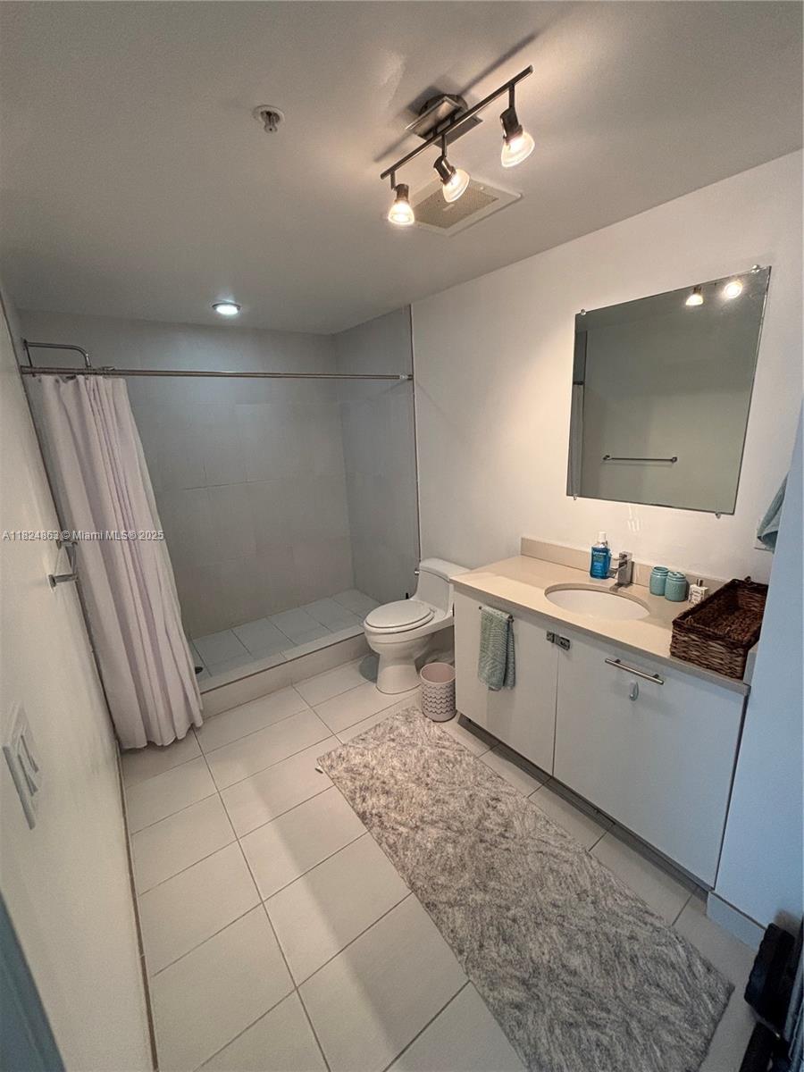 3250 NE 1st Ave #918, Miami FL 33137