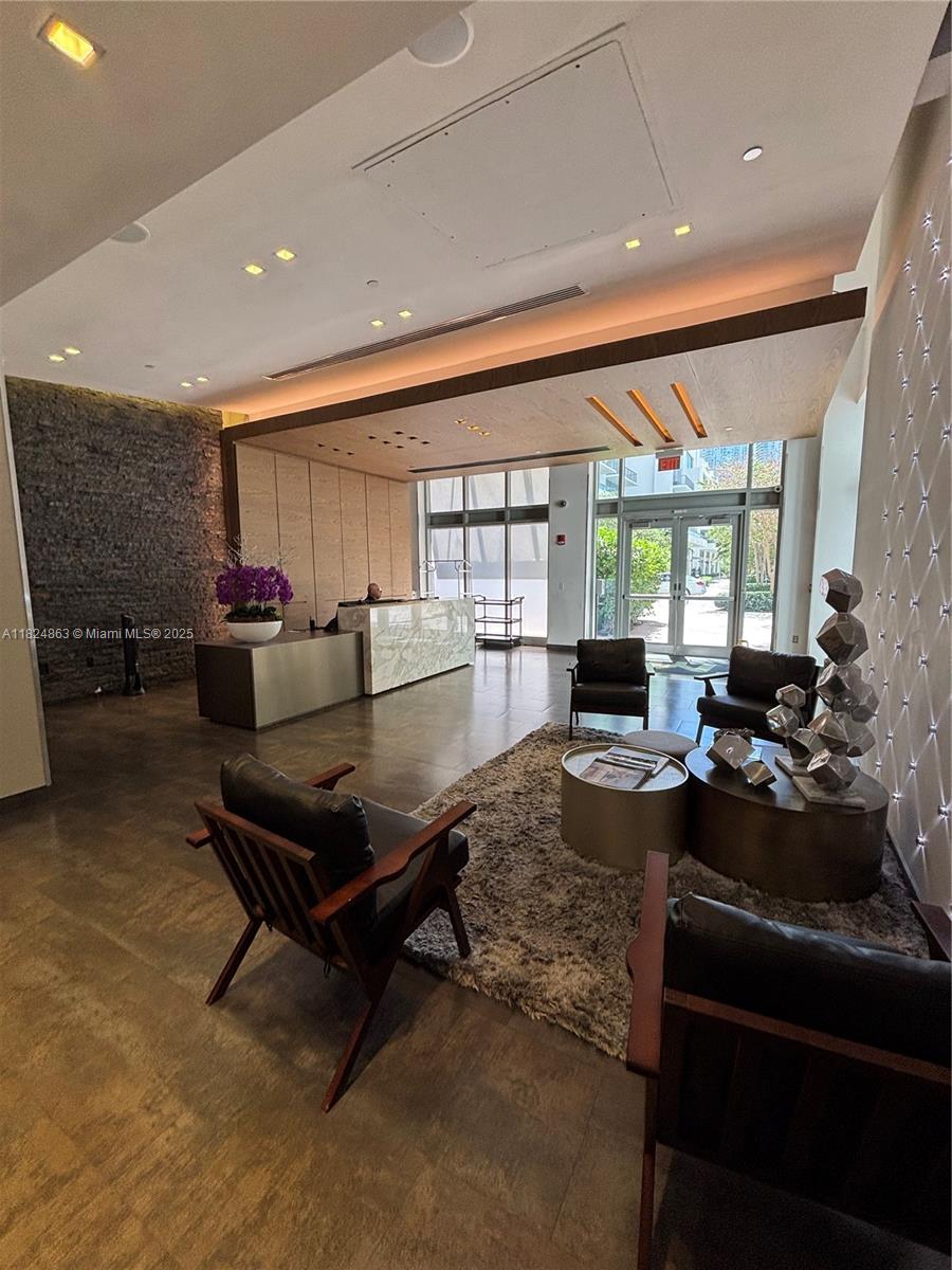3250 NE 1st Ave #918, Miami FL 33137