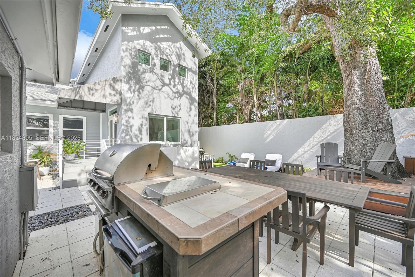 150 NE 50 #A, Miami FL 33137